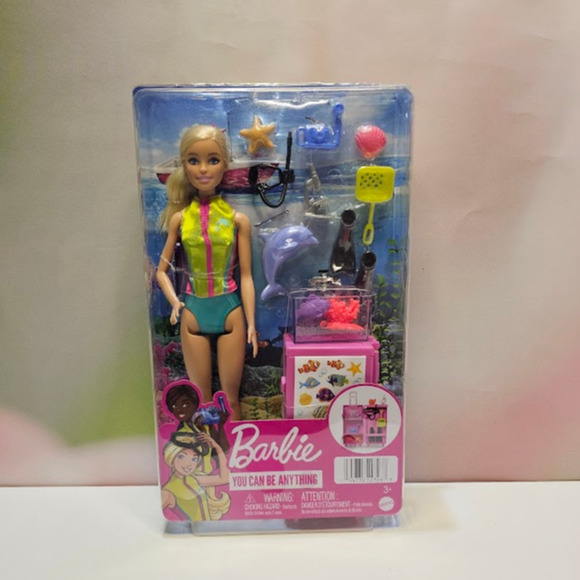 Barbie You Can Be Anything Marine Biologist Mobile Lab Blonde Ponytail NWT - Picture 1 of 7